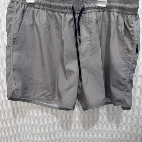 Maamgic Hybrid Gray Athletic Men's Lined 4” Shorts - Picture 1 of 6
